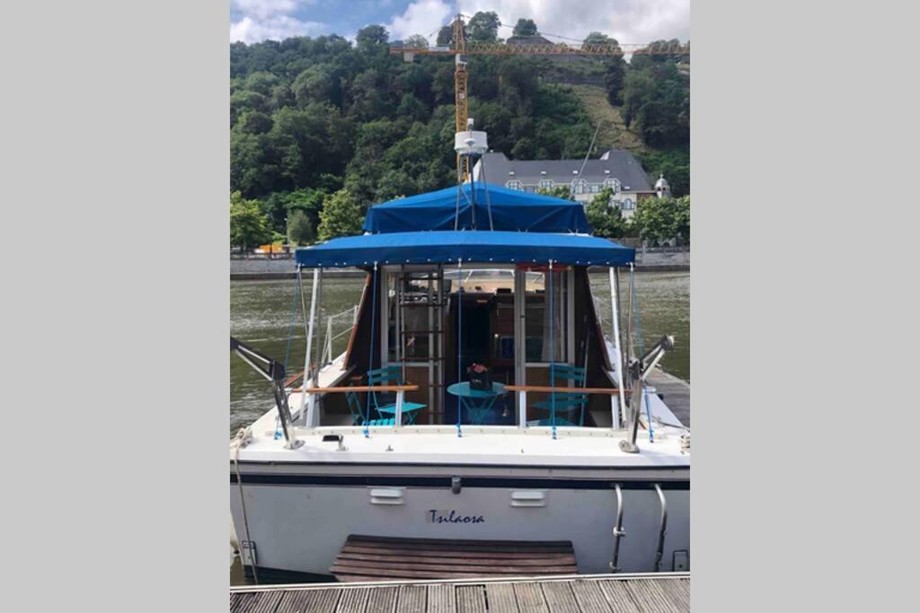Bateau  Tsilaosa Au Coeur De Namur Hotel Ngoại thất bức ảnh