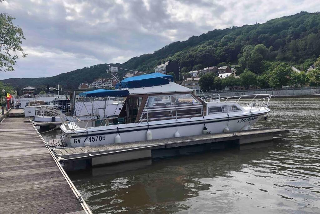 Bateau  Tsilaosa Au Coeur De Namur Hotel Ngoại thất bức ảnh