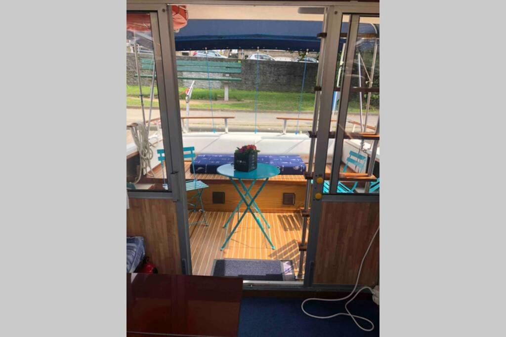 Bateau  Tsilaosa Au Coeur De Namur Hotel Ngoại thất bức ảnh