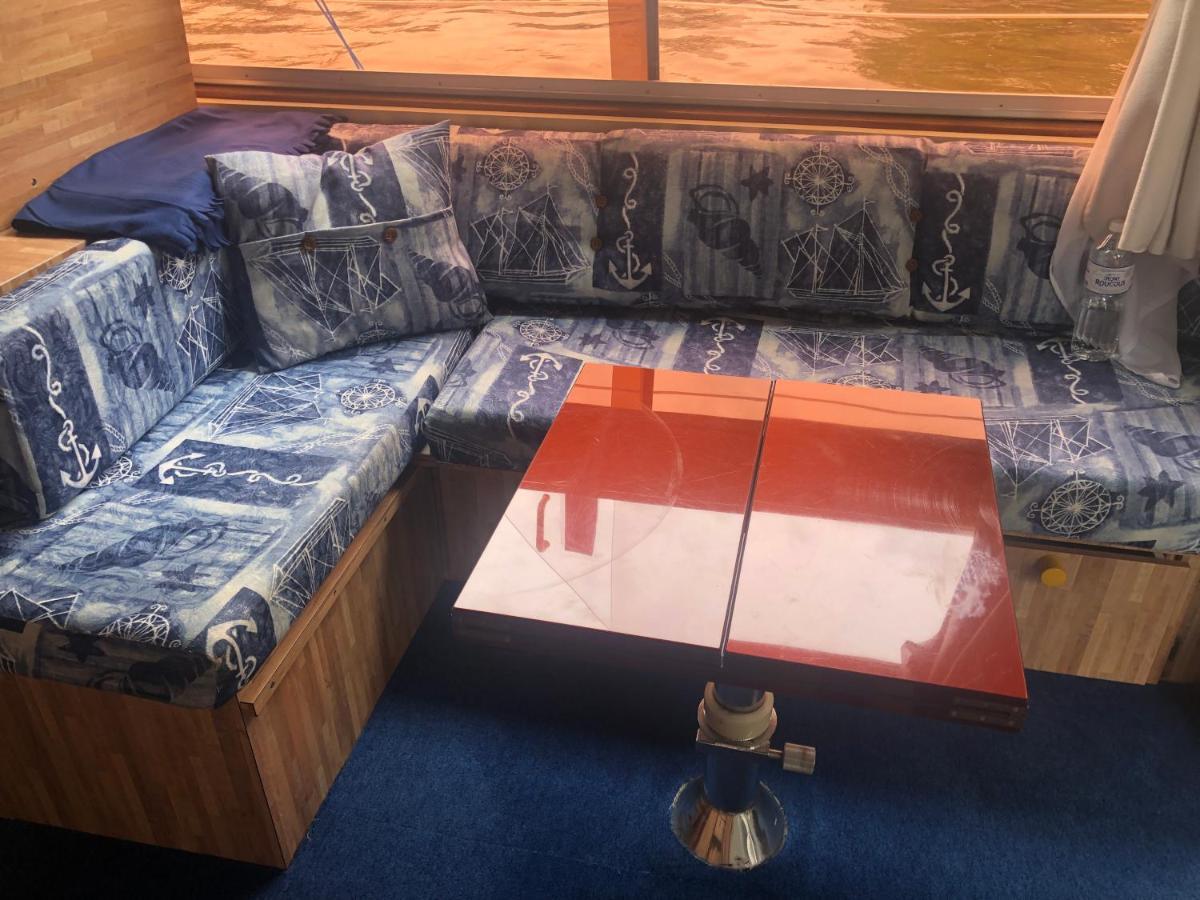Bateau  Tsilaosa Au Coeur De Namur Hotel Ngoại thất bức ảnh